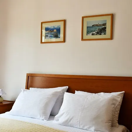 Гостьовий будинок So City Centre 3*